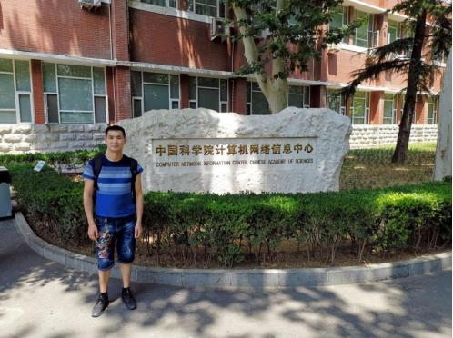 鑽ｄ赴涓栧鏈嶈,娣卞湷甯傝崳涓板埗琛ｅ巶