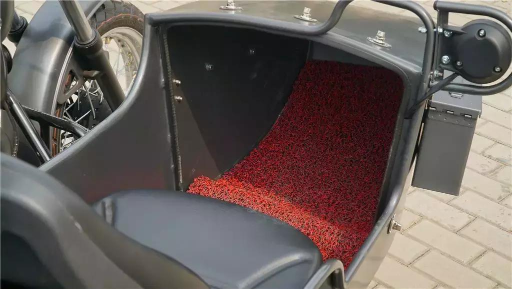 带倒挡还省油！实拍2.38万元全面升级款洛嘉挎子！