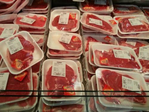 超市里卖的牛排为啥那么便宜,包装的牛排为什么便宜