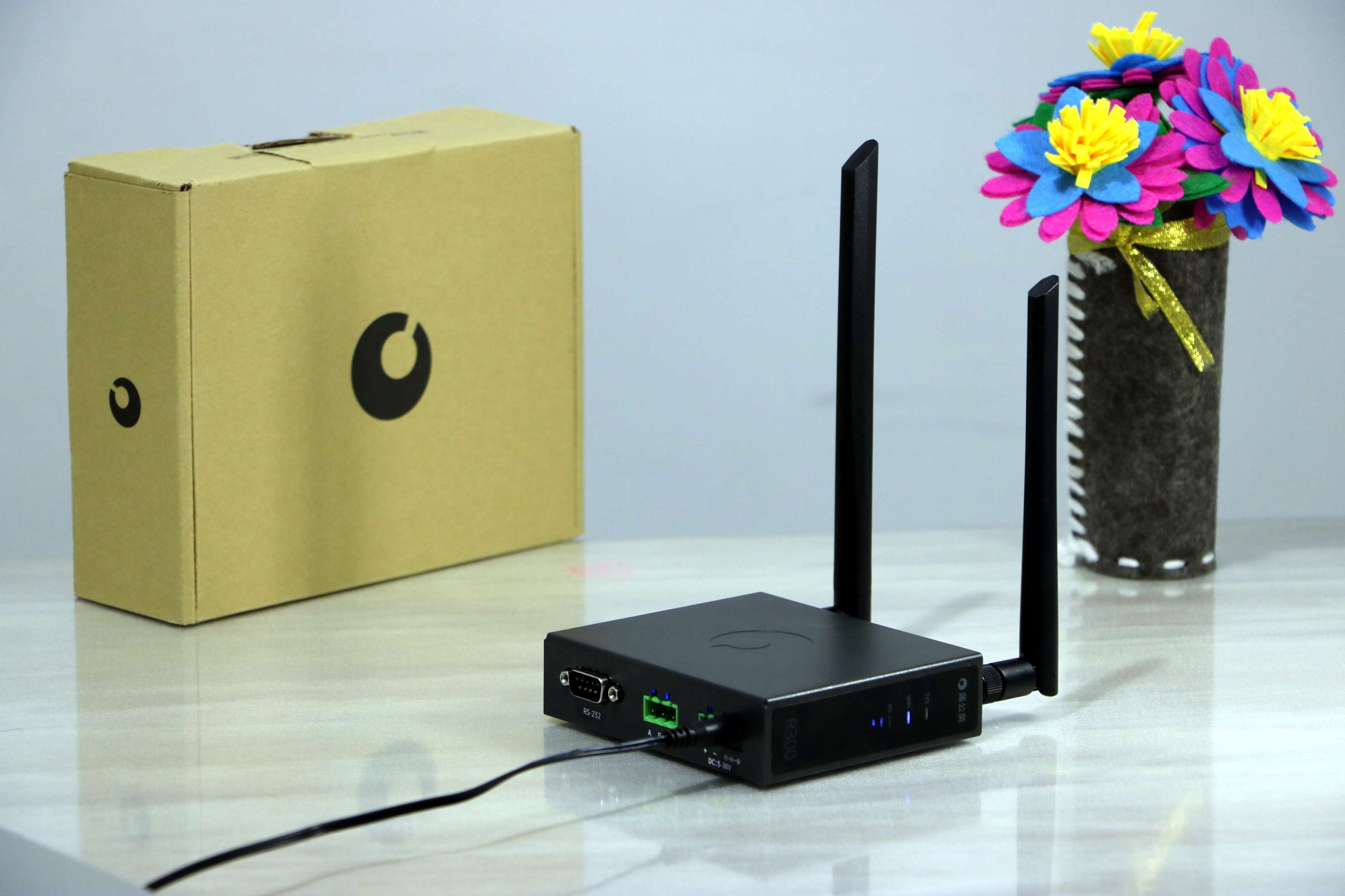 老款模拟监控摄像头怎样连接网络,蒲公英r300s如何实现远程控制plc