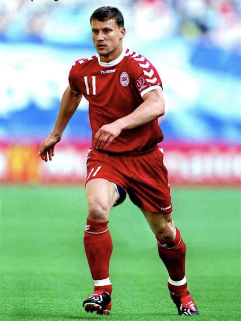 前德甲金靴埃贝·桑德：癌症手术5周后重返赛场，助丹麦进世界杯