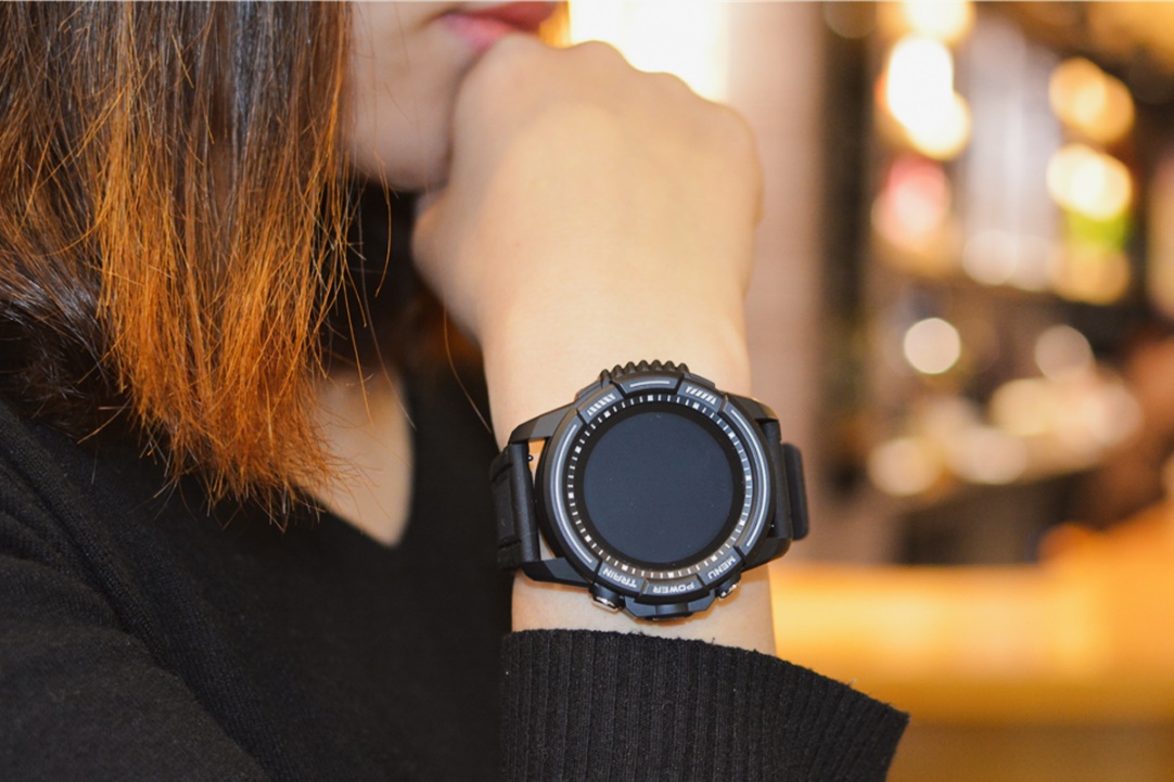 jeep智能全境界腕表值得买吗,jeep智能手表值不值得入手