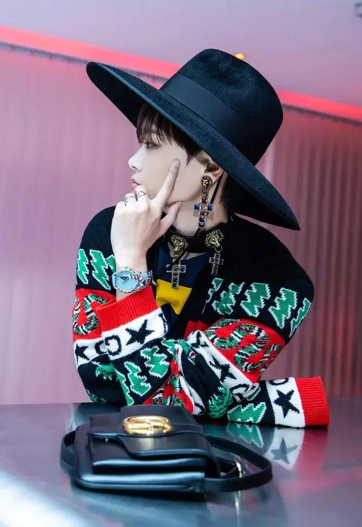 买包都是女人难逃的“宿命”