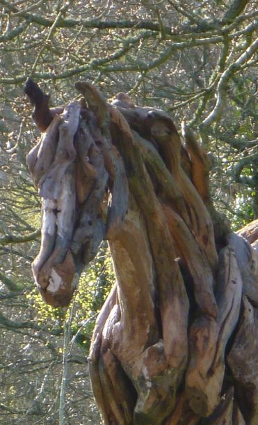 木头艺术创意作品,木头雕塑艺术品制作