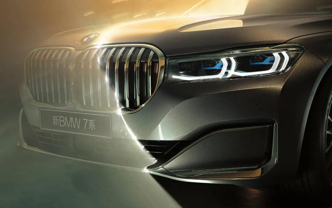 豪华科技与大气实拍新款奥迪a8l,奥迪a8l运动型有什么黑科技