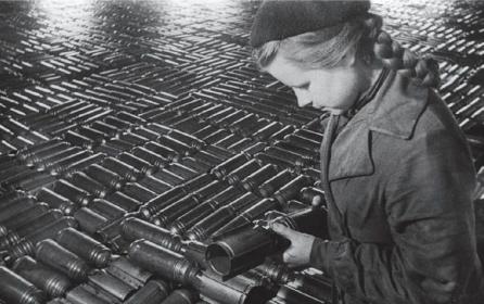 80年代“蜜月期”中国引进的西方*器武**|5