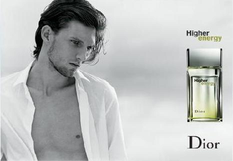 迪奥香水的营销策划方案,迪奥红毒香水