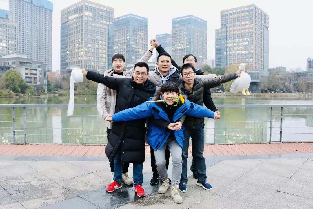 武汉程序员培训机构哪家好,武汉左岭新城程序员工作