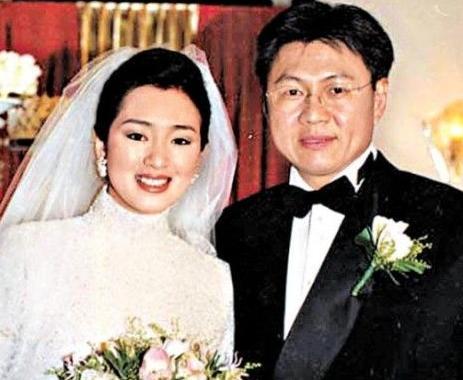 巩俐与张艺谋情史,张艺谋巩俐法国戛纳