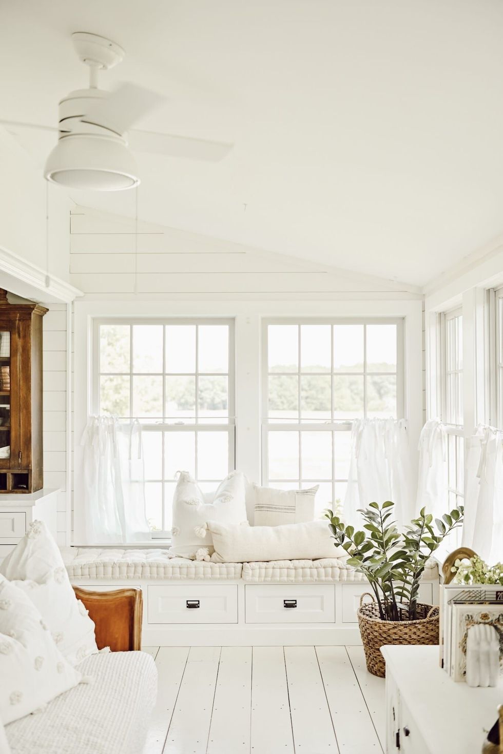 露台最新款时尚阳光房,2021年阳光房款式