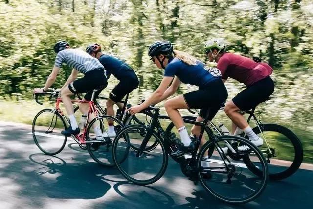 怎么解决骑行后手掌疼,缓解骑行手部疼痛的方法