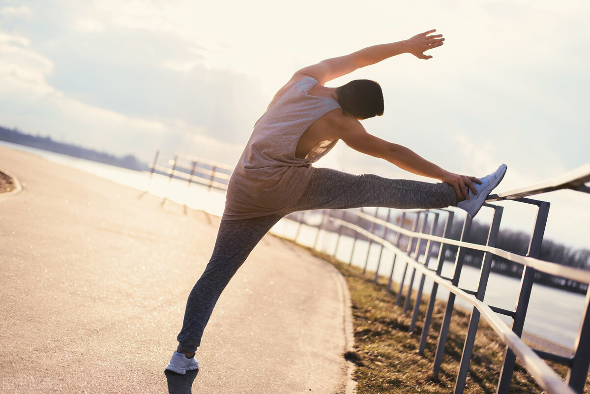 脸部过敏皮肤红肿痒可以敷面膜吗,皮肤贴膏药过敏红肿起水泡怎么办