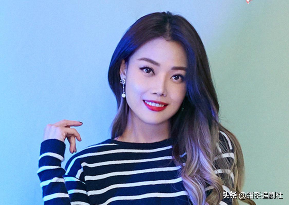 给吴宣仪招黑、庆生又说错，发错王一博角色名，经纪人怎么了？