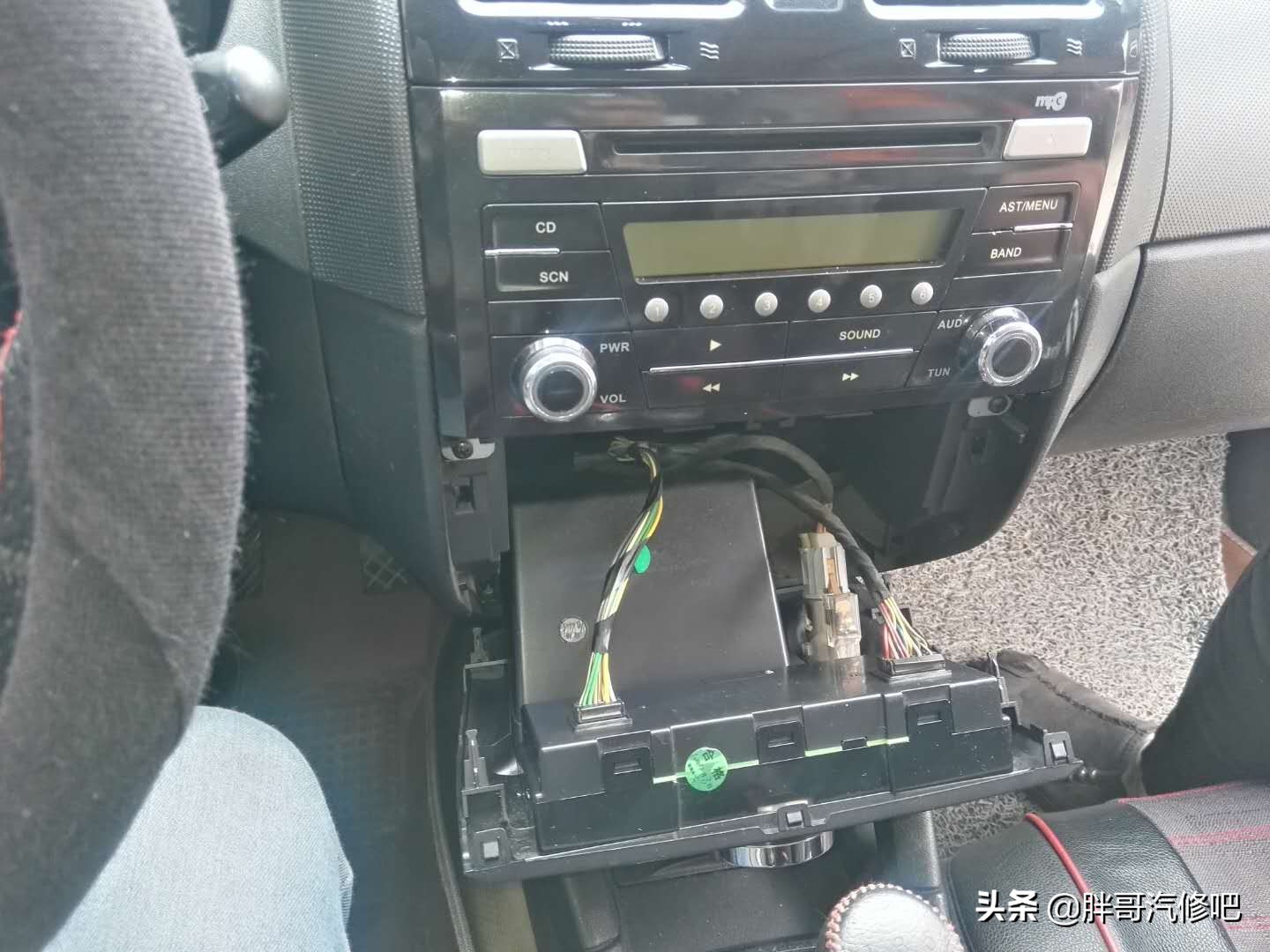 胖哥试车噪音小的车,胖哥现场表现