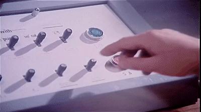 潜伏站长太太提到的哪些人,潜伏站长电影片段