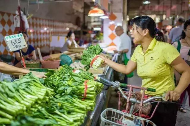 当一个人在广州“饿”投无路,放ta去沙园市场!