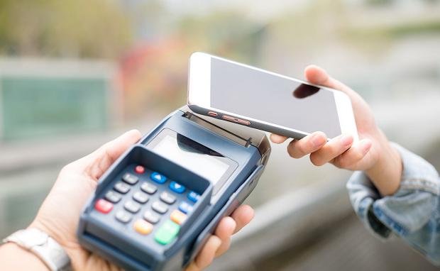 如果花呗借呗一直都不还有啥后果,用花呗白条的人多吗