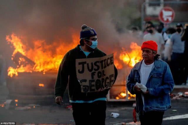 美国警察*力暴**，黑人之死，特朗普大厦被围，特朗普为何不为所动