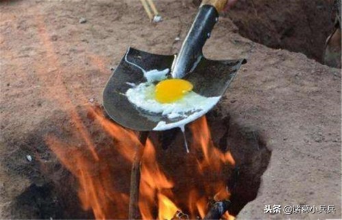 一冒烟就招来敌军狂轰滥炸？解放军只用一招就解决后勤保障大难题