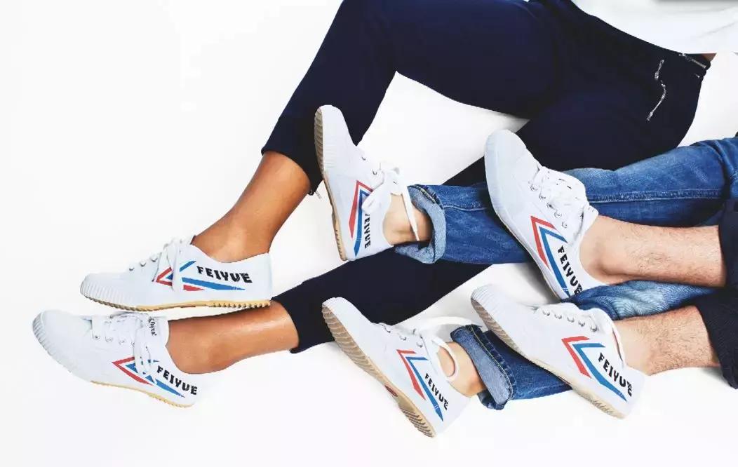 匡威帆布鞋好还是vans好,帆布鞋匡威vans