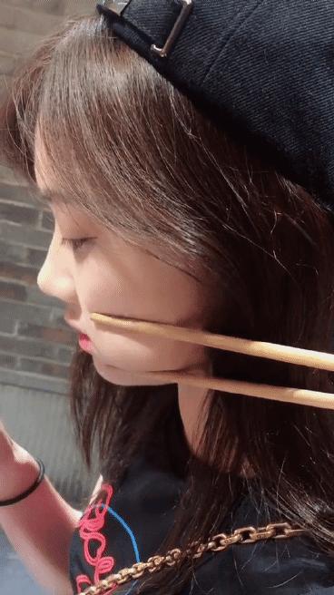 把车标全部抠掉违法吗,把车标抠下来清灰