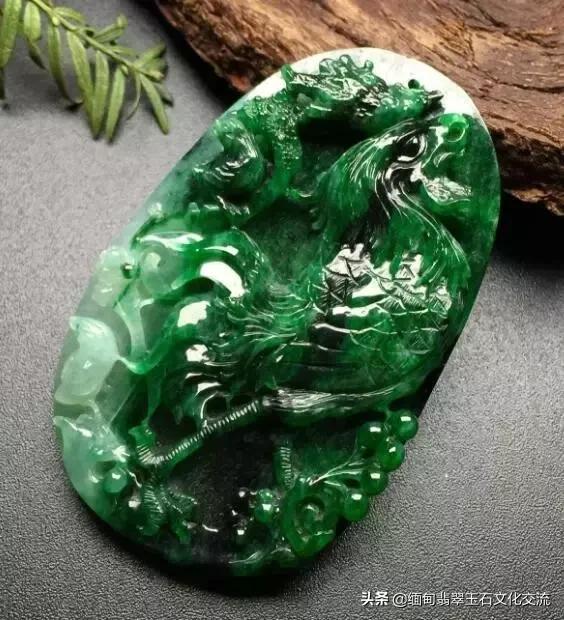 翡翠雕刻房子造型寓意,翡翠雕刻蚂蚁和虫子寓意