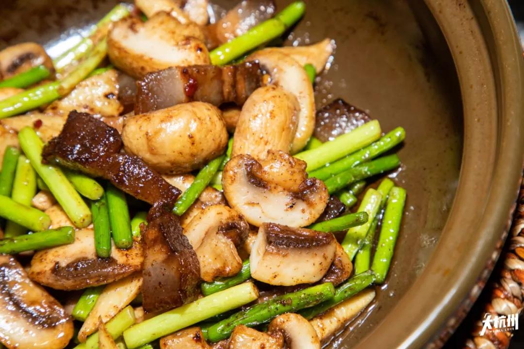 在杭州遇见紫禁城！宫灯前祈福、畅音阁迎新！来这里过故宫中国节