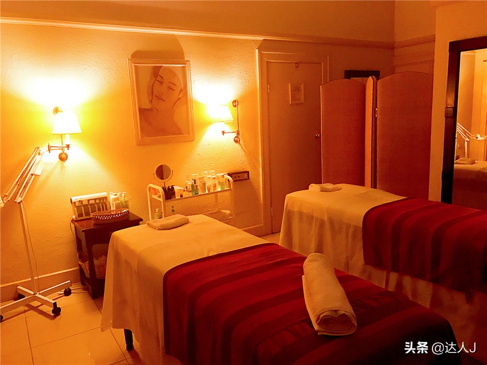 #全民热遗#小天独家，你敢不敢在这个瀑布上洗澡？