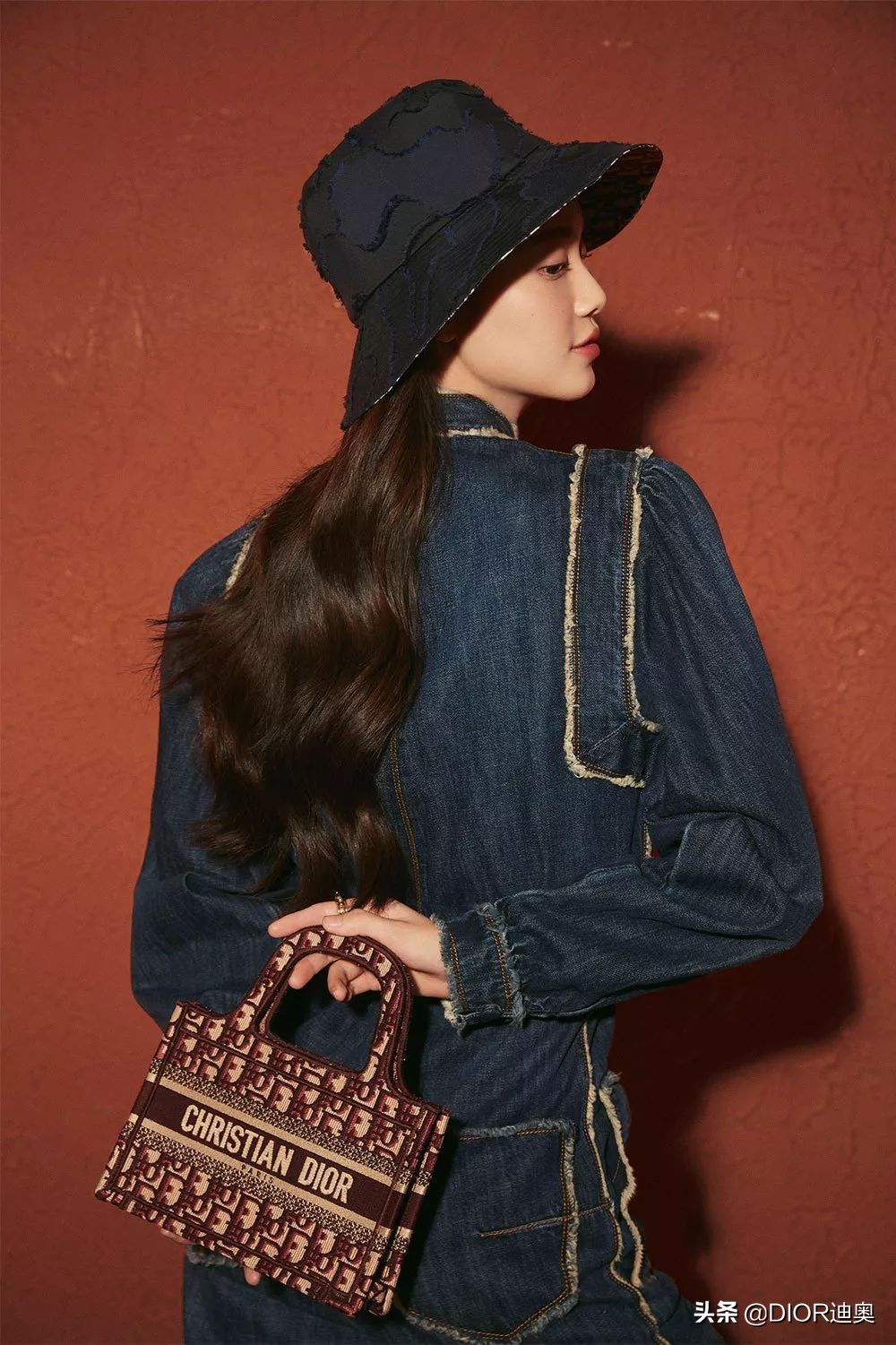 dior迪奥全新bobby手袋经典优雅,迪奥Dior新款手袋