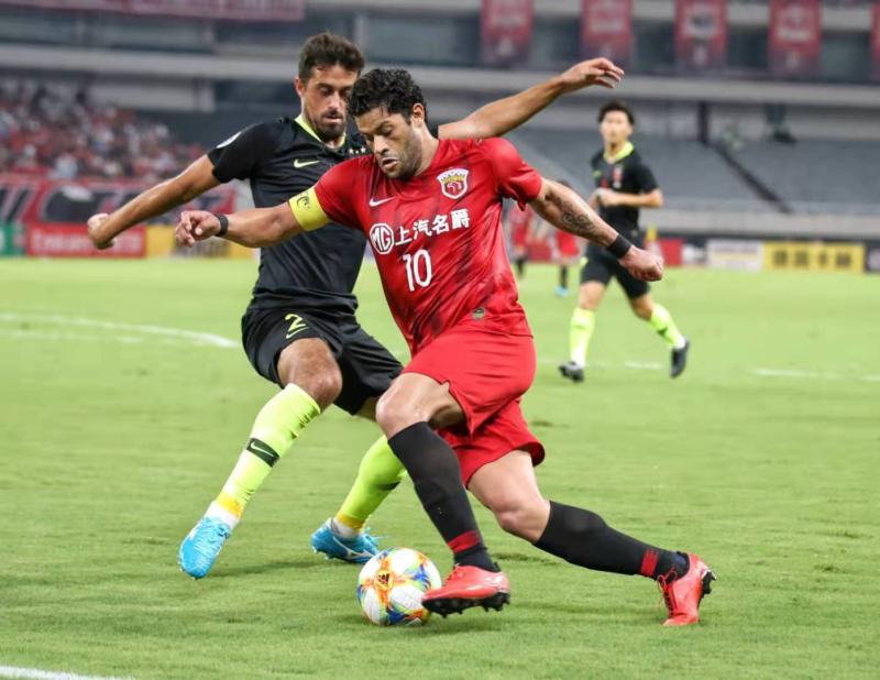 上港淘汰全北佩雷拉掩面哭泣,上港佩雷拉鲁能