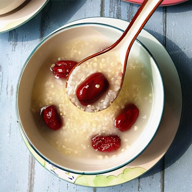 老年人贫血吃什么补血最快孕妇,老年人巨幼性细胞贫血晚期症状