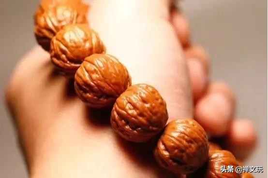 文玩小核桃手串正确盘玩方法,文玩小核桃手串蚂蚁纹