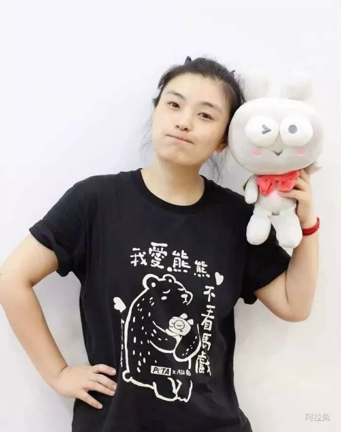 漫画家韩李李：为什么有的生命还在跟你说话，有的却变成了一道菜