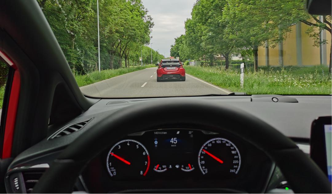 丰田gryaris试驾视频,丰田gryaris拉力