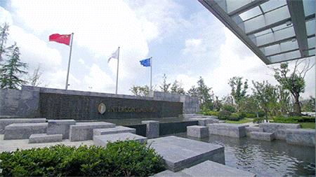 魔都四叶草洲际酒店，享缤纷自助大餐，国庆畅玩快闪啤酒节