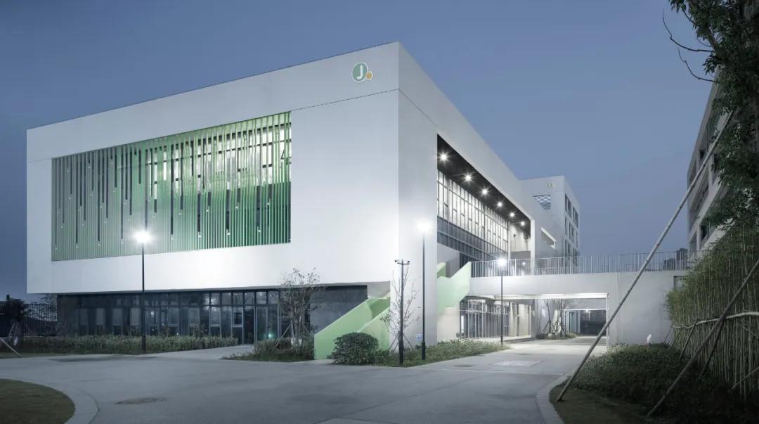 宁波杭州湾滨海小学后勤招聘,宁波杭州湾滨海小学学费