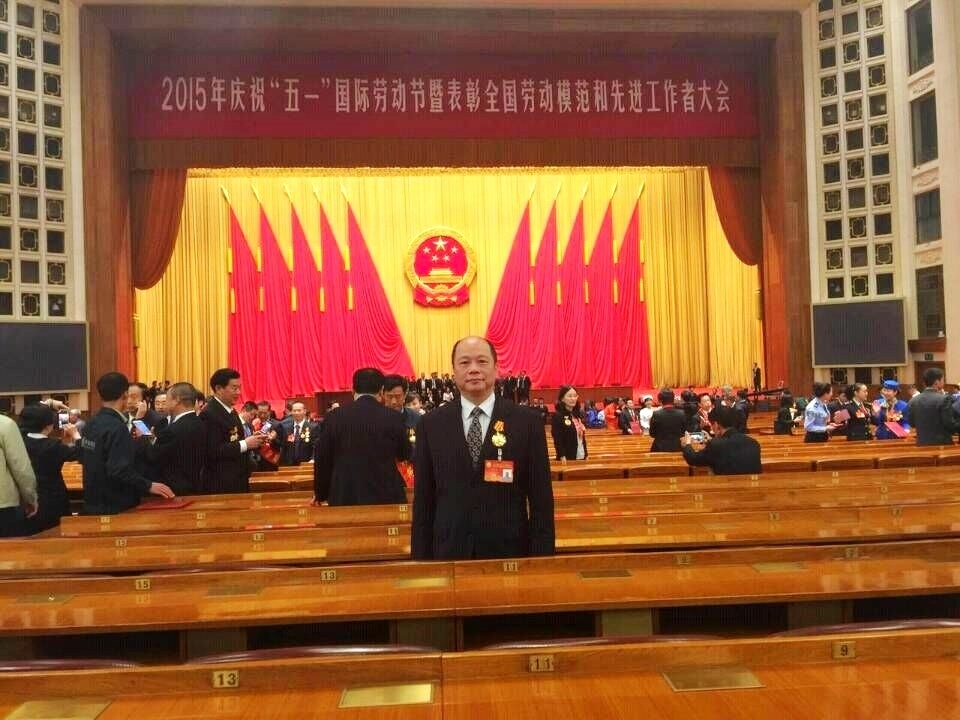 璀璨的人生是奋斗出来的,奋斗出精彩的人生