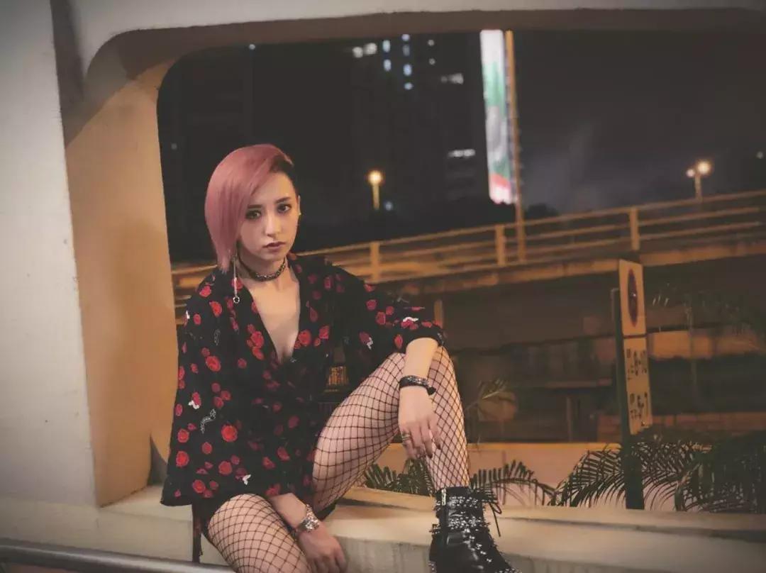 30岁tvb人气小花,32岁tvb新晋小花入行多年终上位