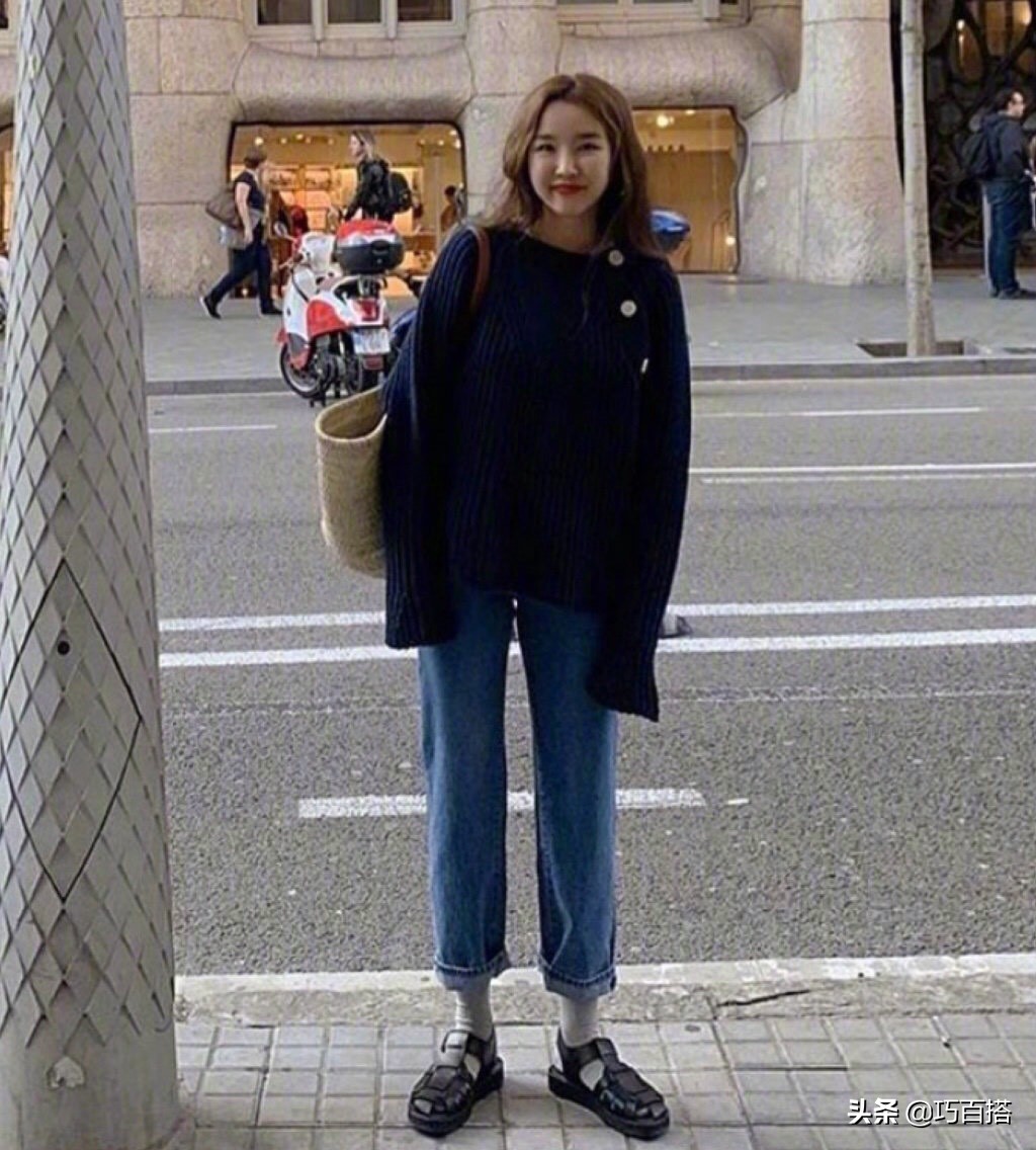 穿搭初秋这样穿不输韩国小姐姐,韩系穿搭秋季高级格子内搭
