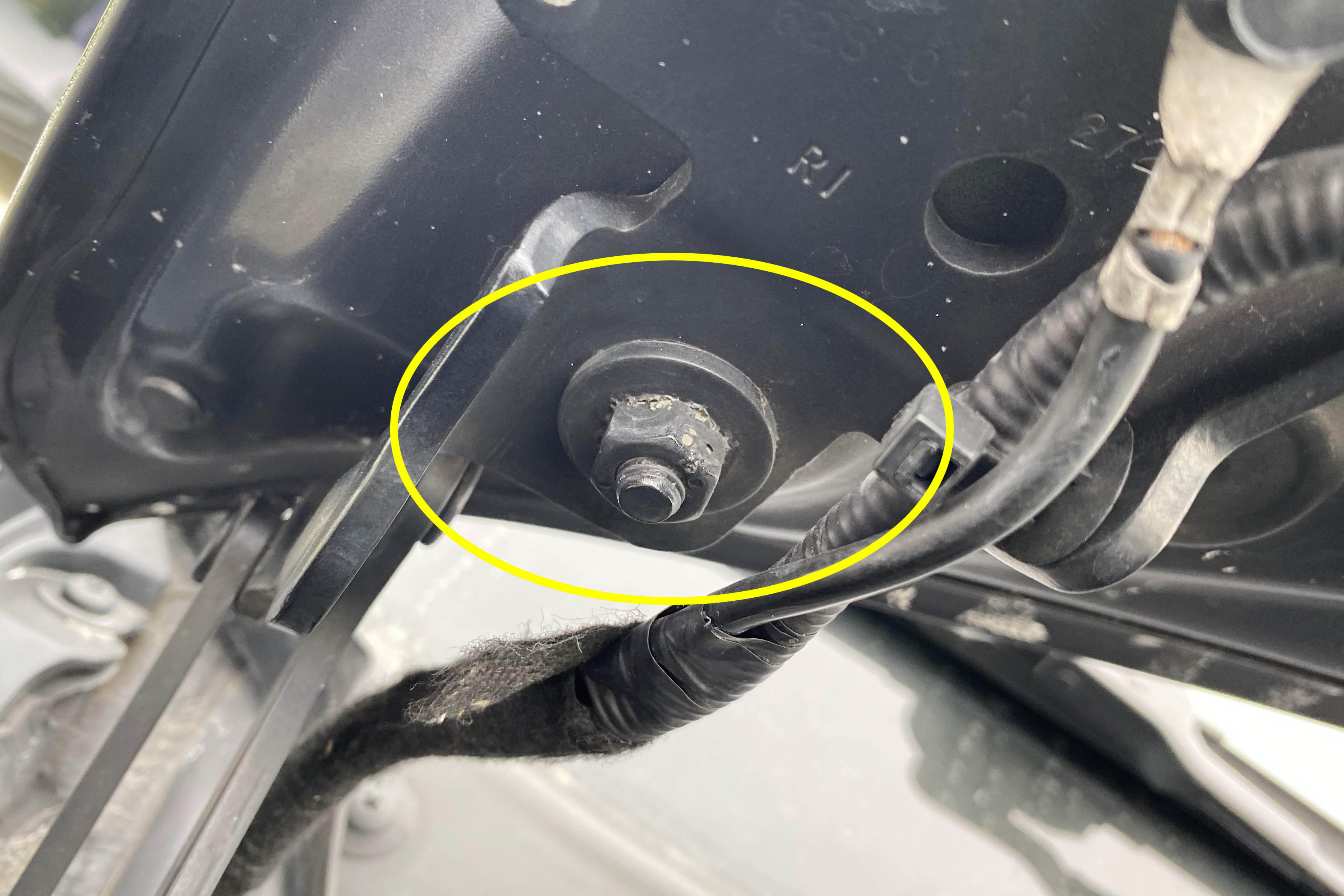 宝马x6个人出售,一手车源个人出售宝马x6