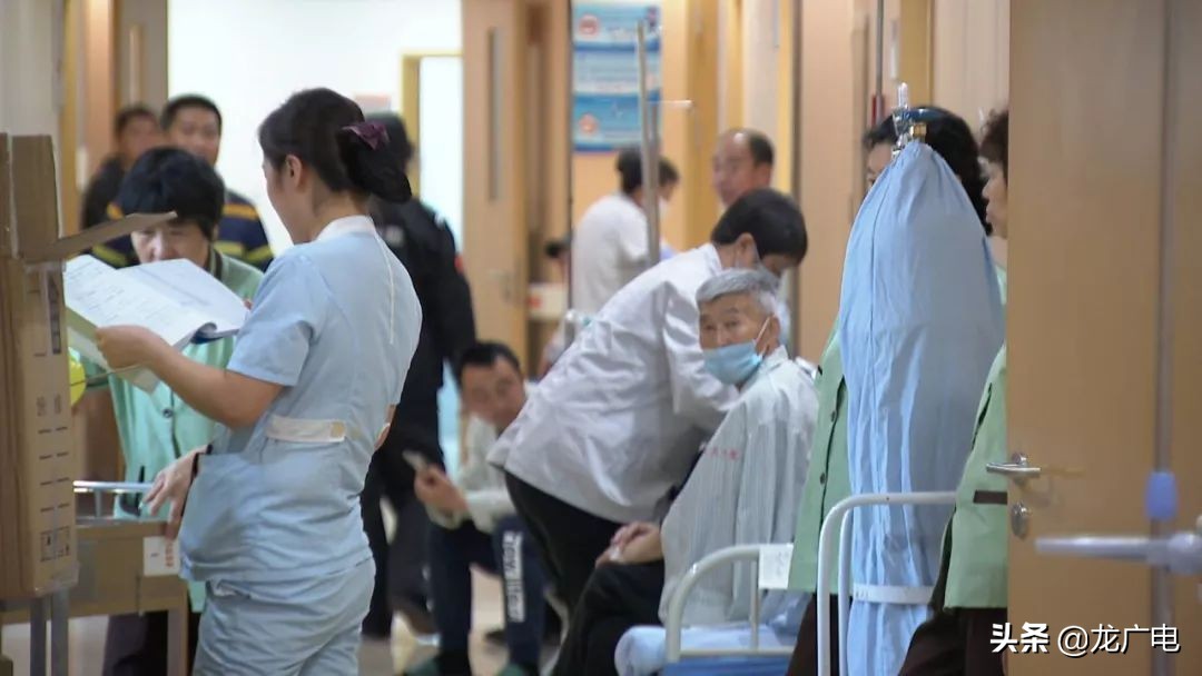 张亭栋医学奖视频,国医大师张亭栋