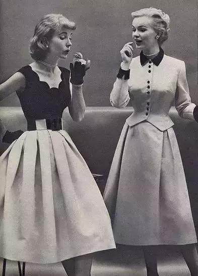 iu变装游戏视频,iu小游戏