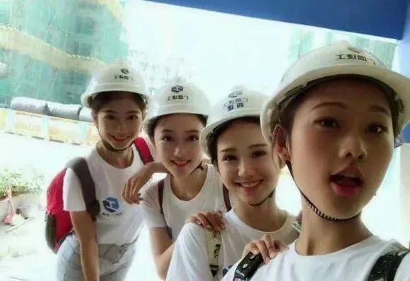 90后工地美女工人,女生工地做什么有5000工资