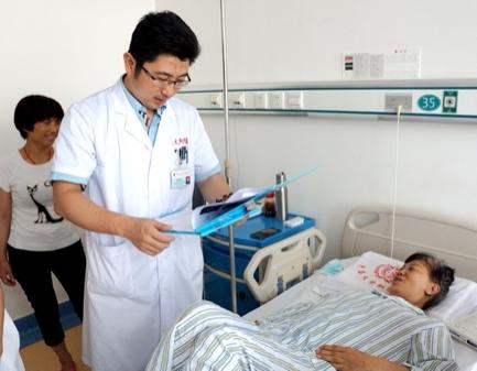 郭明金血管外科主任做手术怎么样,青医附院血管外科主任