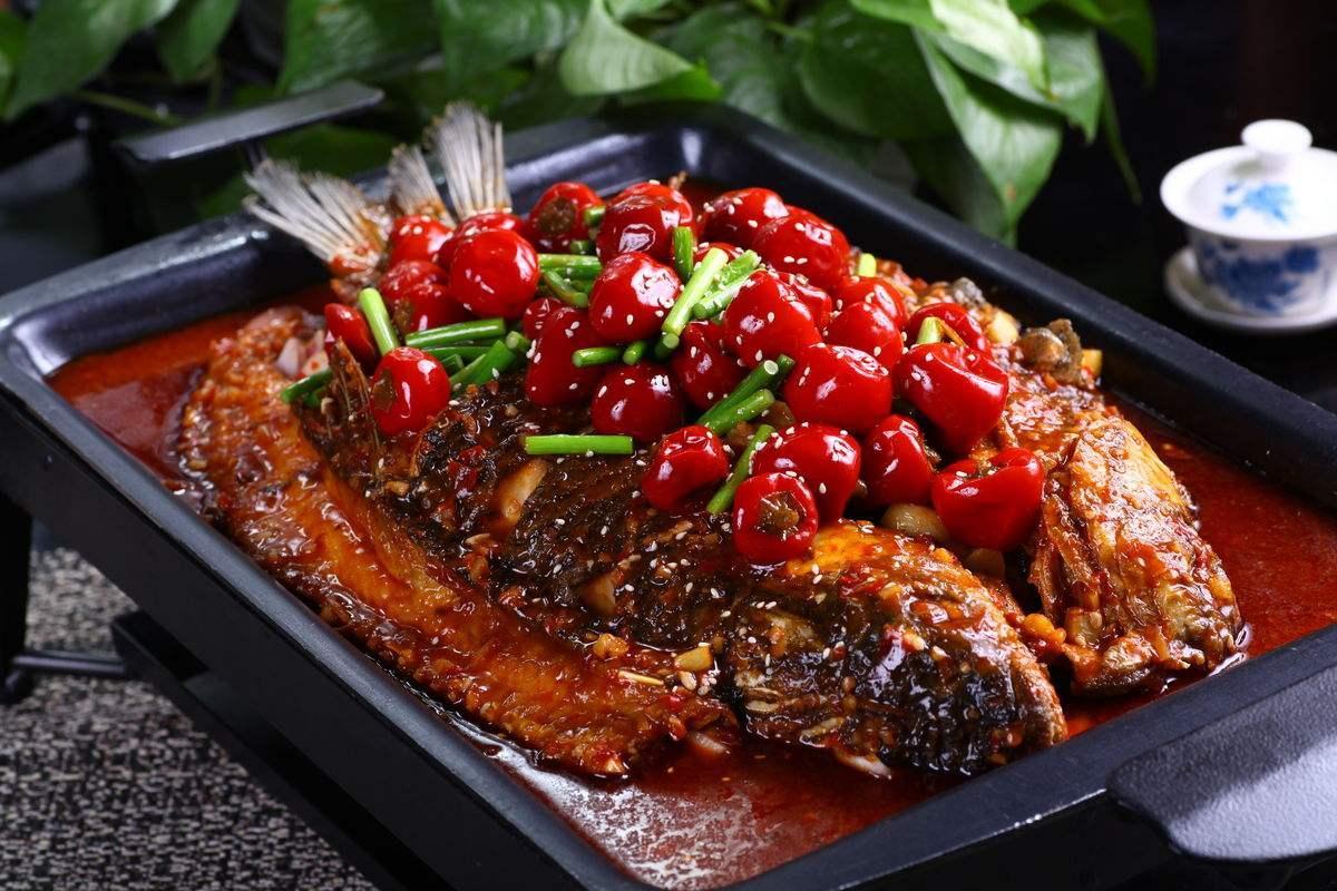 在家用烤箱做烤鱼美味健康实惠,烤鱼制作全过程图文