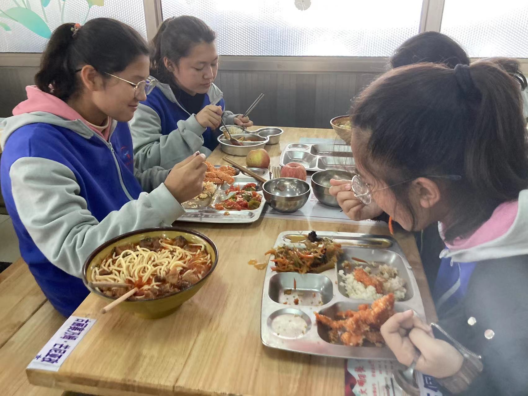 开学第80天：英语朗读批阅赏足球联赛负轻伤