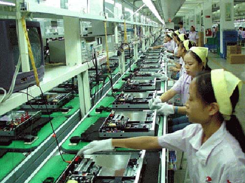 女子陪丈夫打工还清外债选择消失,为丈夫还债女子外出打工二年