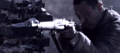 盘点五部天花板战争电影,一部史诗级战争电影场面震撼残酷