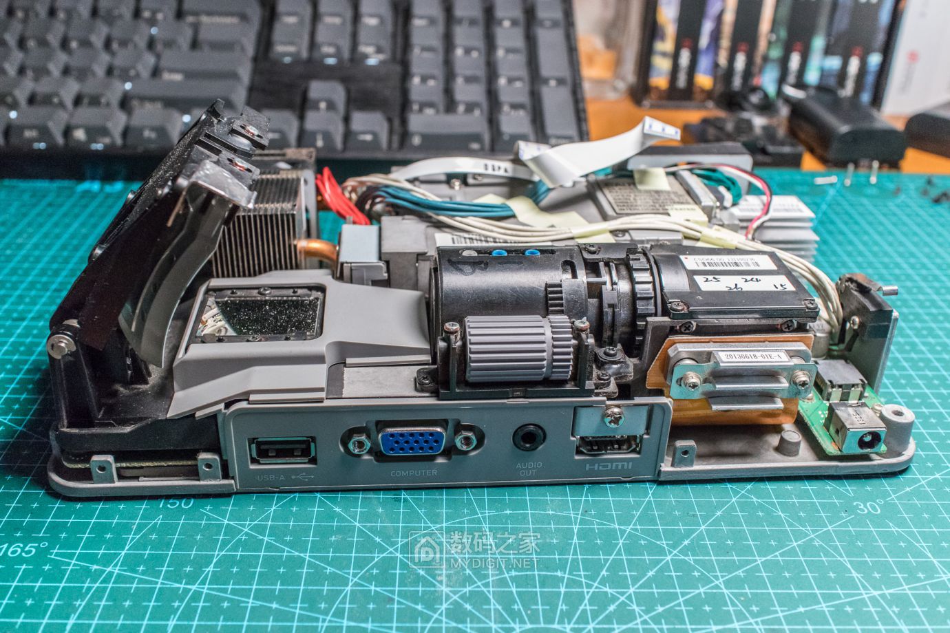 卡西欧激光投影机更换dmd,卡西欧激光投影拆机