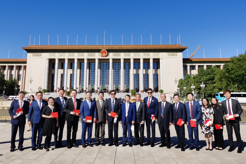 五张照片里，寻柏斯35年不变的初心